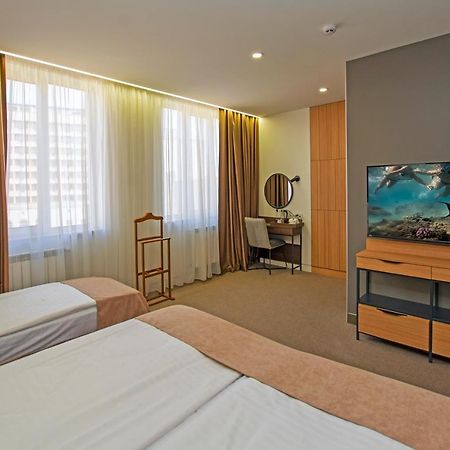 יירבאן Cartez Hotel מראה חיצוני תמונה