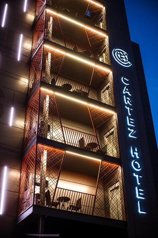 יירבאן Cartez Hotel מראה חיצוני תמונה