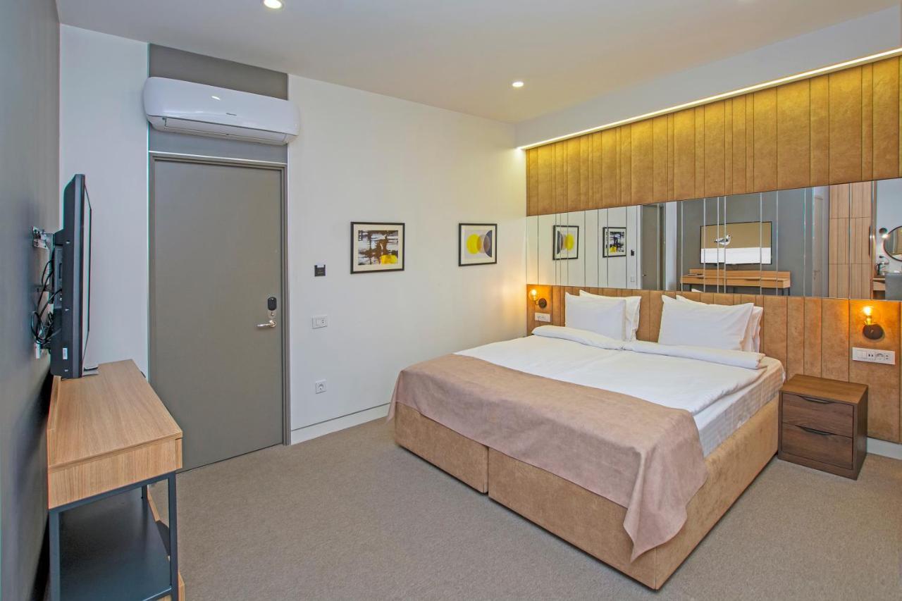 יירבאן Cartez Hotel מראה חיצוני תמונה