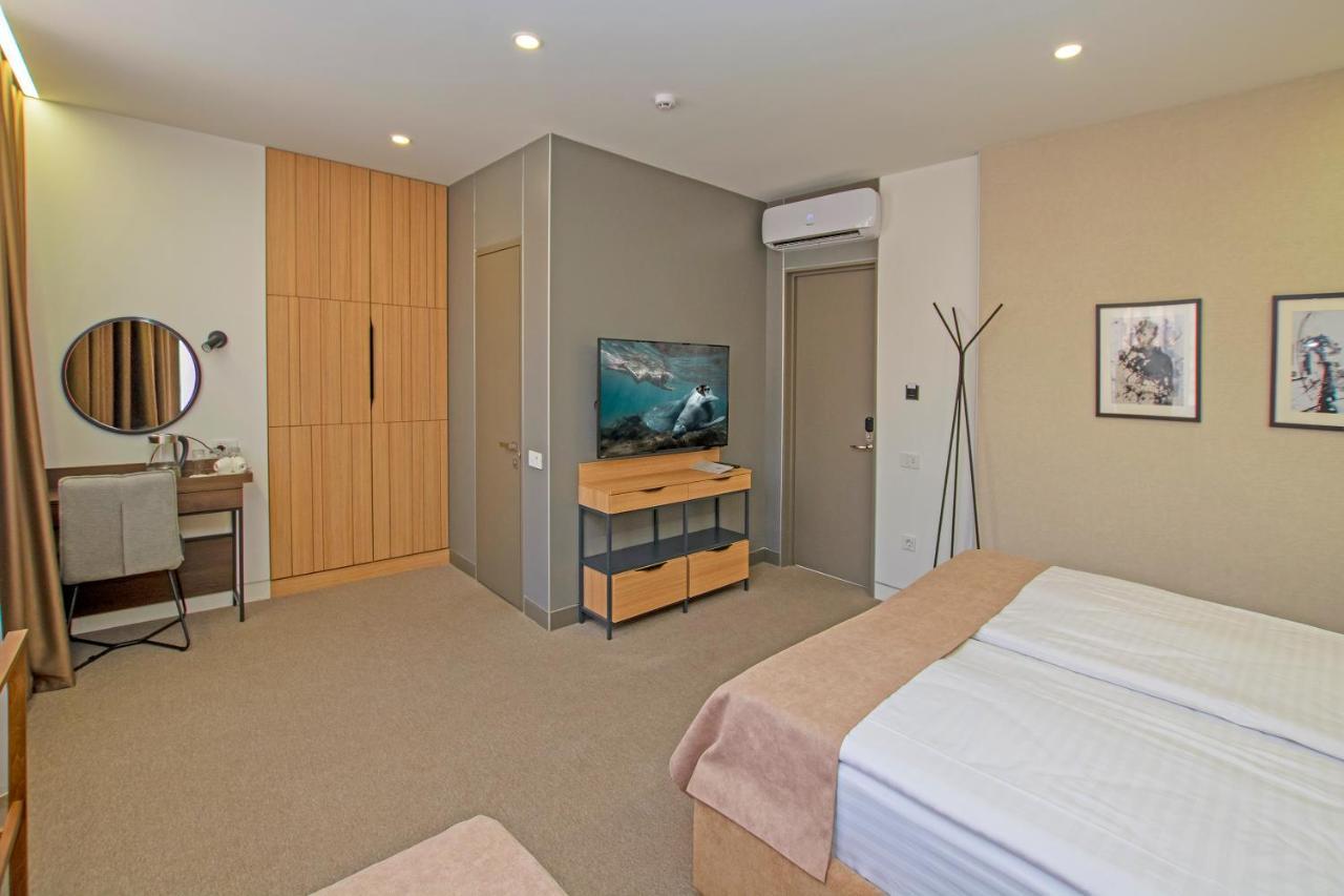 יירבאן Cartez Hotel מראה חיצוני תמונה