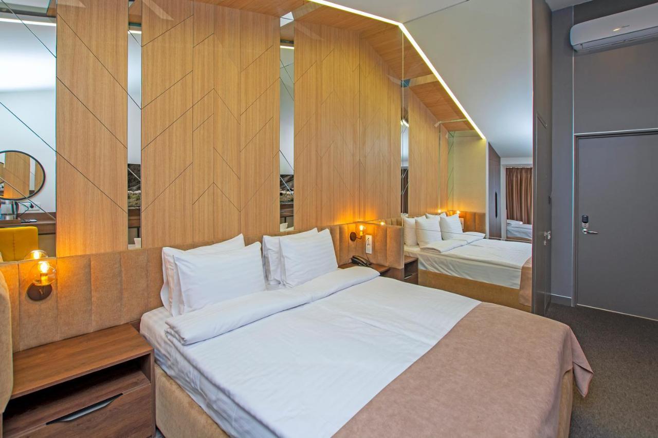 יירבאן Cartez Hotel מראה חיצוני תמונה