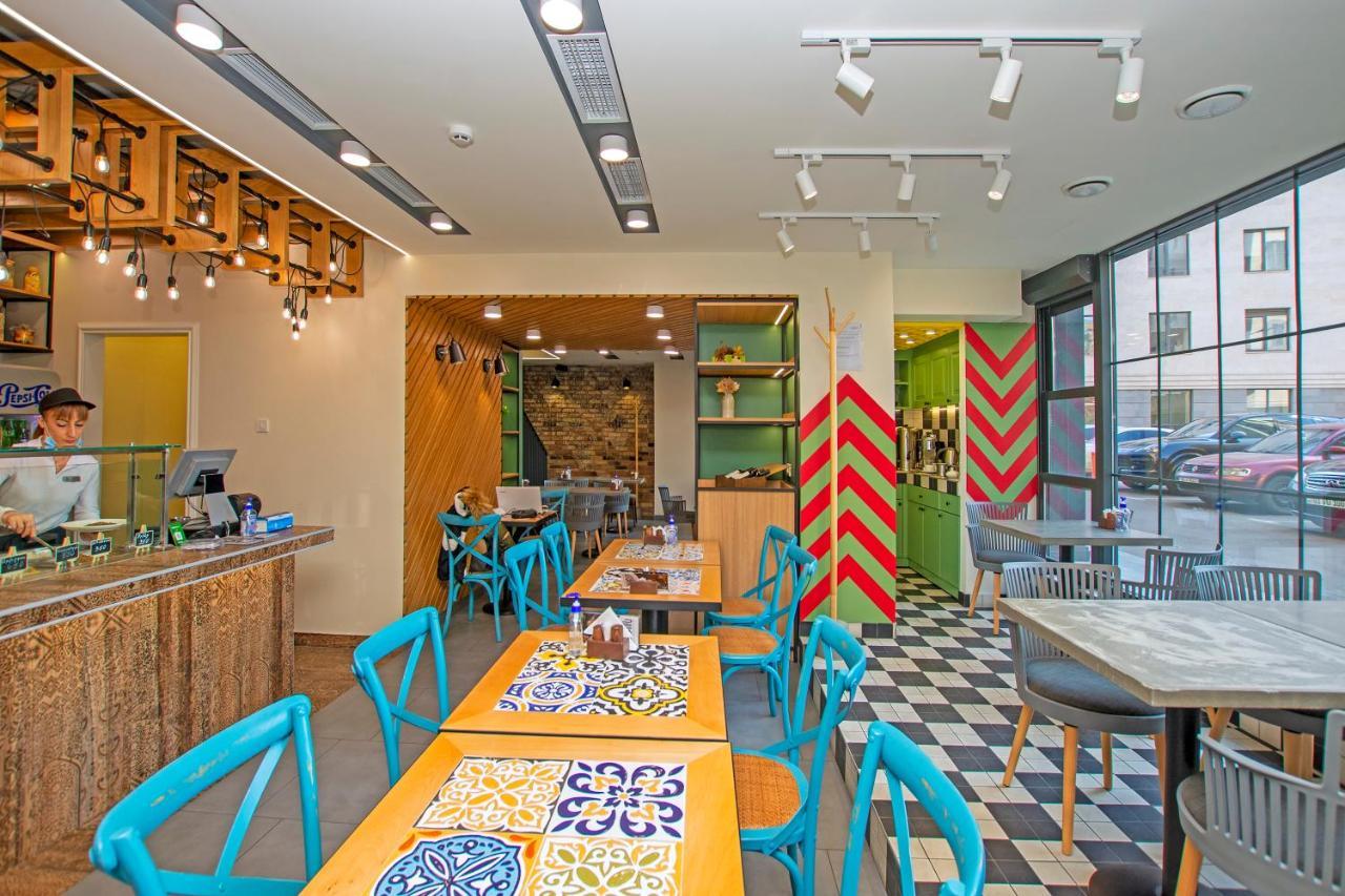 יירבאן Cartez Hotel מראה חיצוני תמונה