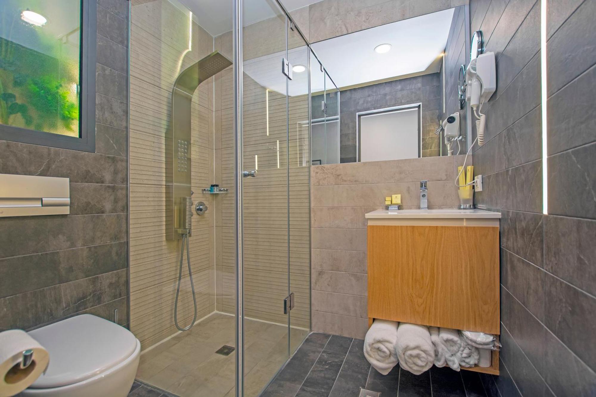 יירבאן Cartez Hotel חדר תמונה